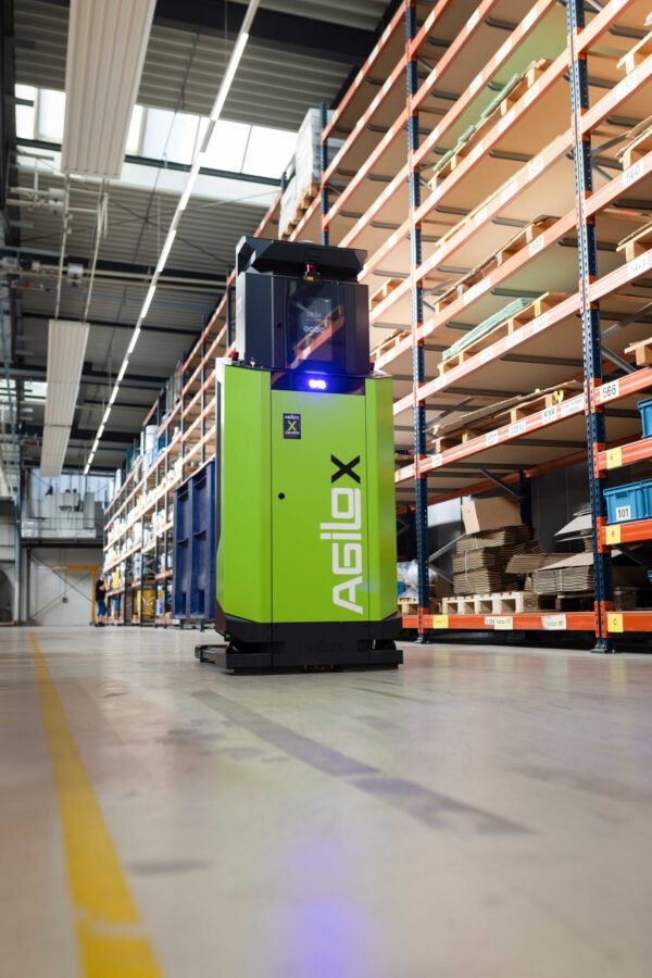 Autonomer Roboter im Lager