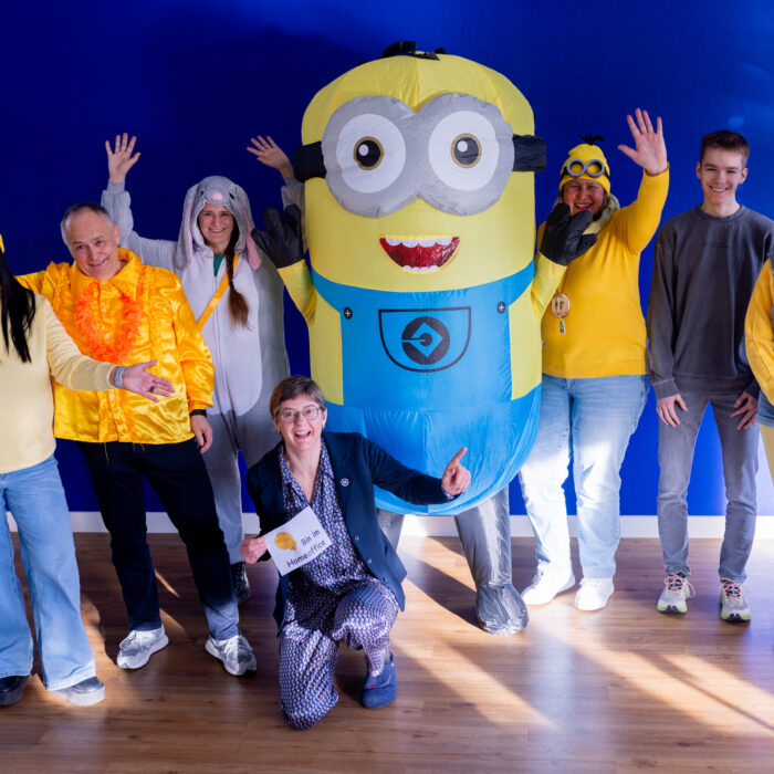 SPÄH-Mitarbeiter*innen verkleidet als Minions